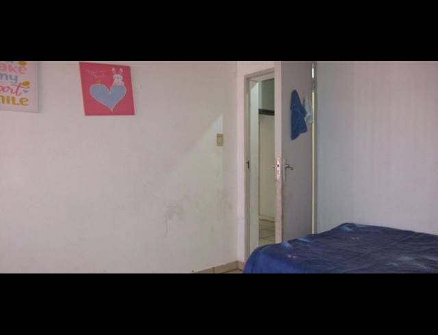 4 BEDROOM HOUSE FOR SALE IN SUNNYRIDGE